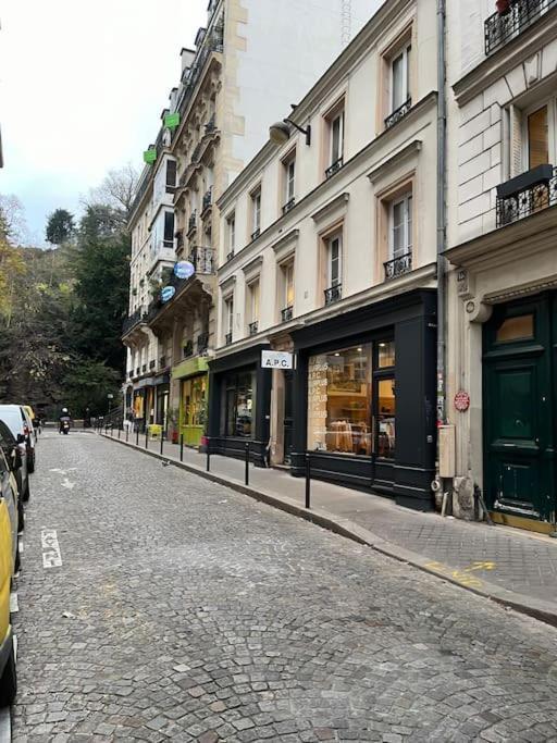 Montmartre Joli 2 Pieces Au Pied Du Sacre Coeur Apartment Paris Exterior photo